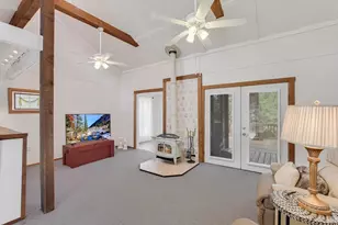 124 Broken Bow Rd, La Grange, TX 78945 - Photo 8