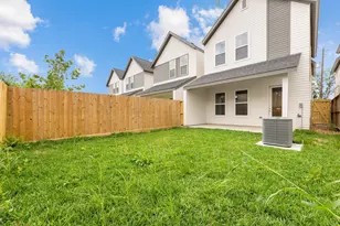 5618 Bertellis Ln, Houston, TX 77091 - Photo 32