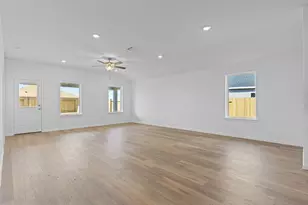 13910 Alta Vista Ln, Dickinson, TX 77539 - Photo 6