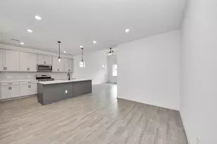 7722 Clover Gully Ln, Katy, TX 77493 - Photo 14