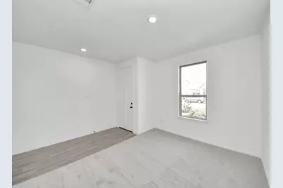 7722 Clover Gully Lane, Katy, TX 77493 - Photo 8