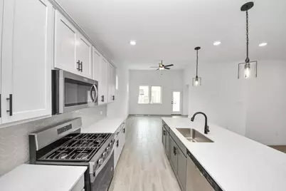 7722 Clover Gully Lane, Katy, TX 77493 - Photo 16