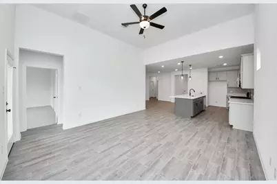 7722 Clover Gully Lane, Katy, TX 77493 - Photo 18