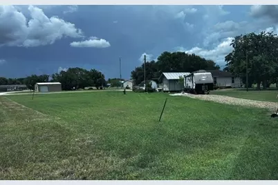 68 Cedar Street, Palacios, TX 77465 - Photo 1