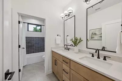 1031 W 43rd Street, Houston, TX 77018 - Photo 26