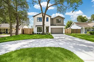 1031 W 43rd St, Houston, TX 77018 - Photo 2