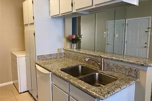 2626 Holly Hall St, Houston, TX 77054 - Photo 6