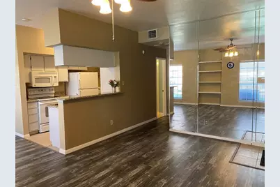 2626 Holly Hall Street #1211, Houston, TX 77054 - Photo 4