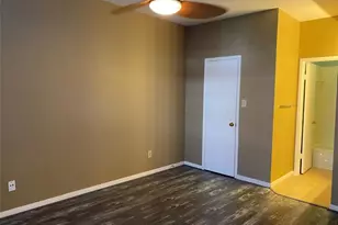 2626 Holly Hall St, Houston, TX 77054 - Photo 10