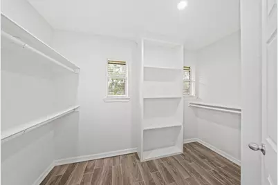 1655 E South Street, Alvin, TX 77511 - Photo 18