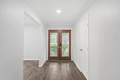 1655 E South Street, Alvin, TX 77511 - Photo 6