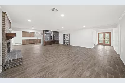 1655 E South Street, Alvin, TX 77511 - Photo 20