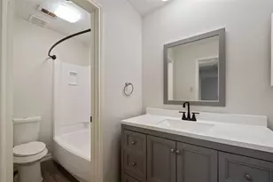 11805 Southlake Dr, Houston, TX 77077 - Photo 18