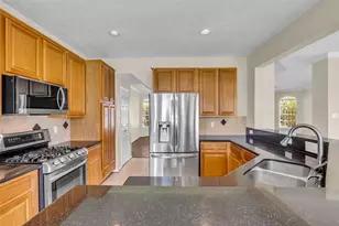 12018 Natural Bridges Ln, Sugar Land, TX 77498 - Photo 10