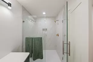 9323 Portal Dr, Houston, TX 77031 - Photo 20