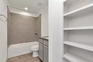 10626 Watershed Dr, Rosharon, TX 77583 - Photo 16