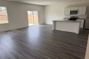 9461 Beryl Ln, Conroe, TX 77303 - Photo 2