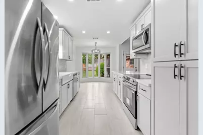 16303 Deer Lick Drive, Houston, TX 77090 - Photo 8
