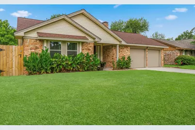 16303 Deer Lick Drive, Houston, TX 77090 - Photo 32