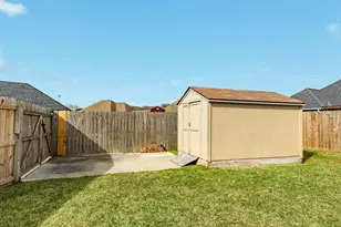 59 Cinnamon Ct, Lake Jackson, TX 77566 - Photo 28