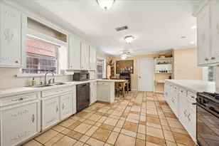 4410 Ingersoll St, Houston, TX 77027 - Photo 12