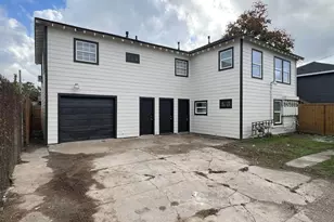 11 Norwood St, Houston, TX 77011 - Photo 1