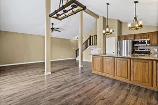 419 W Lake Shore Dr, Livingston, TX 77351 - Photo 20