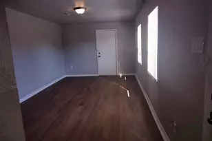 1525 Amelia St, Beaumont, TX 77707 - Photo 2