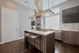 5919 E Post Oak Ln, Houston, TX 77055 - Photo 14