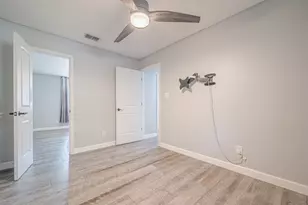 205 Winding Way, Rockport, TX 78382 - Photo 12