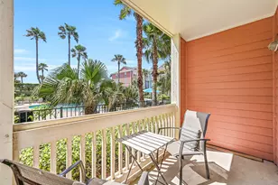 7000 Seawall Blvd, Galveston, TX 77551 - Photo 24