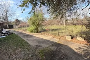 3009 Lincoln St, Liberty, TX 77575 - Photo 24