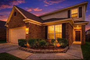 5215 Espuela Ln, Baytown, TX 77521 - Photo 2