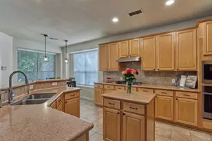 23 Weeping Spruce Pl, Conroe, TX 77384 - Photo 10