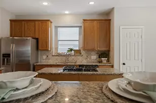 35 N York Gate Ct, The Woodlands, TX 77382 - Photo 22