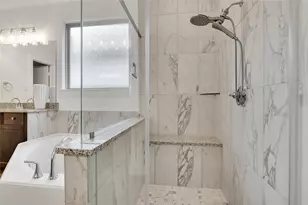 2905 Lago Costa Dr, Texas City, TX 77568 - Photo 16