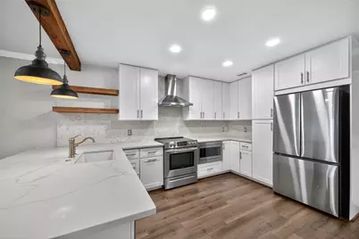 6308 Meredith Drive, Bellaire, TX 77401 - Photo 12