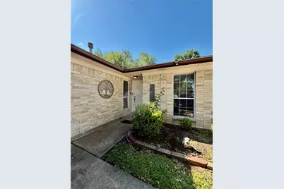 6610 La Puente Dr, Houston, TX 77083 - Photo 2