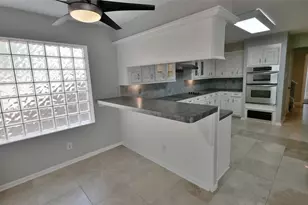 8003 Oakwood Forest Dr, Houston, TX 77040 - Photo 24