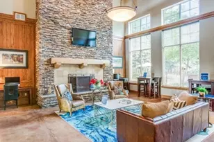 10221 Centrepark Dr, Houston, TX 77043 - Photo 12