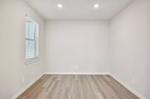 3213 Quiet Sunset Dr, Houston, TX 77080 - Photo 4