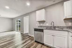 405 Cherry St, La Marque, TX 77568 - Photo 10