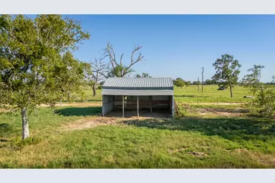 3971 US Highway 77 S, Hallettsville, TX 77964 - Photo 28