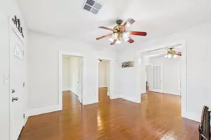 314 W Sidnor St, Alvin, TX 77511 - Photo 16