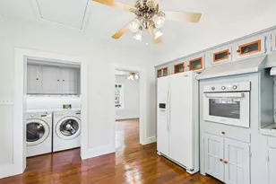 314 W Sidnor St, Alvin, TX 77511 - Photo 12