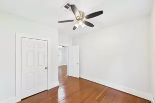 314 W Sidnor St, Alvin, TX 77511 - Photo 26