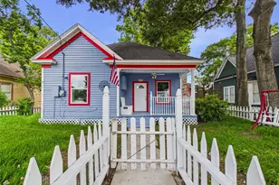 314 W Sidnor St, Alvin, TX 77511 - Photo 30