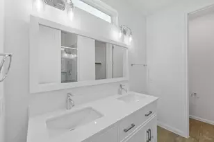 102 E 44th St, Houston, TX 77018 - Photo 14