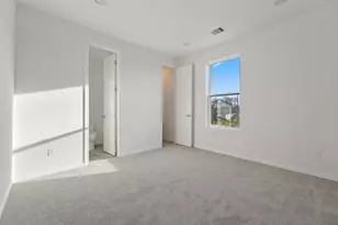 102 E 44th St, Houston, TX 77018 - Photo 18