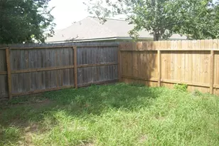 10526 Crescent Moon Dr, Houston, TX 77064 - Photo 6